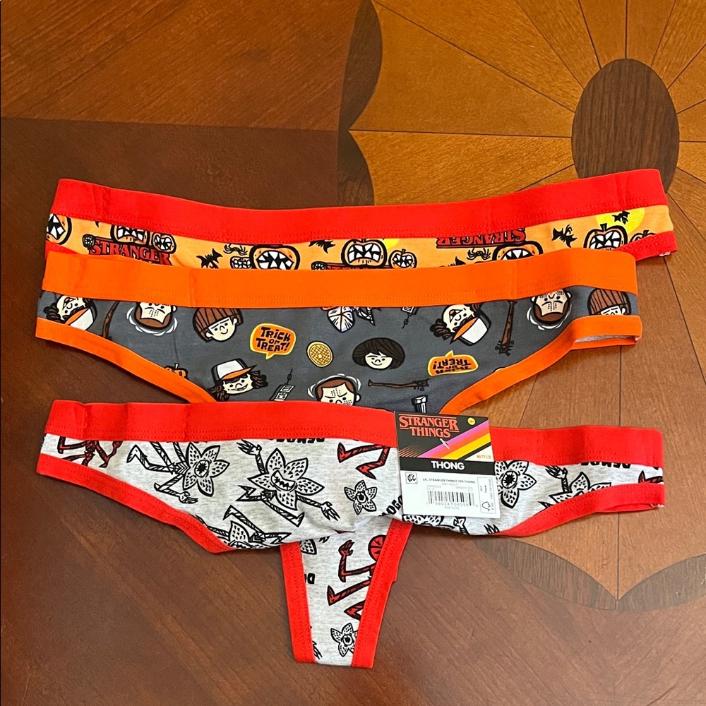 Stranger things Thong Set - Red and Gray